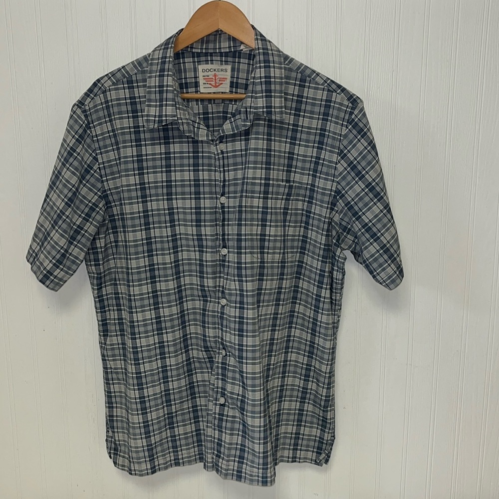 Dockers denim khaki plaid short sleeve button down casual shirt